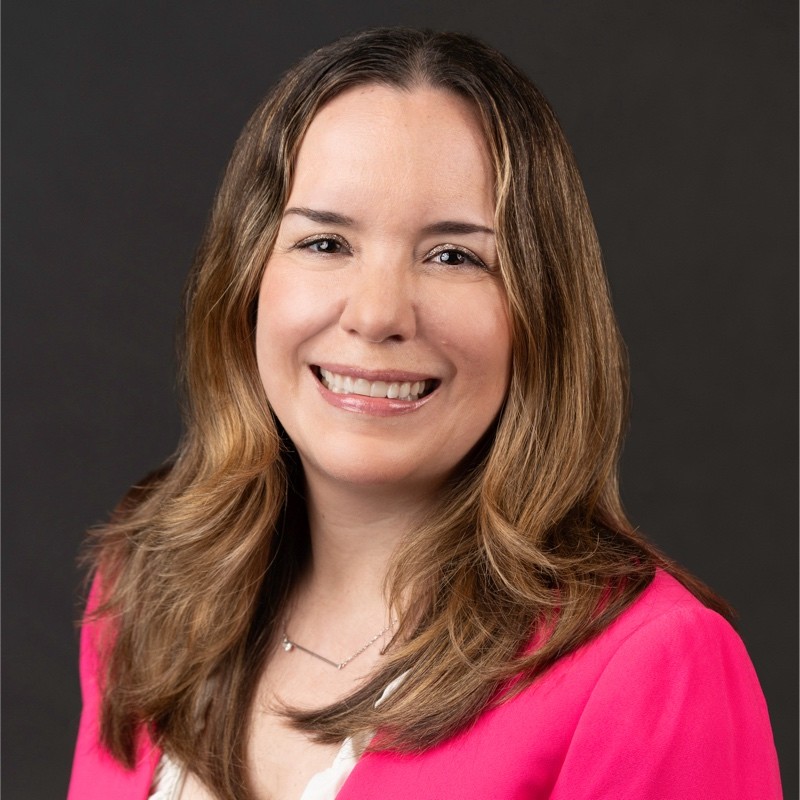 Headshot - Meredith (1)